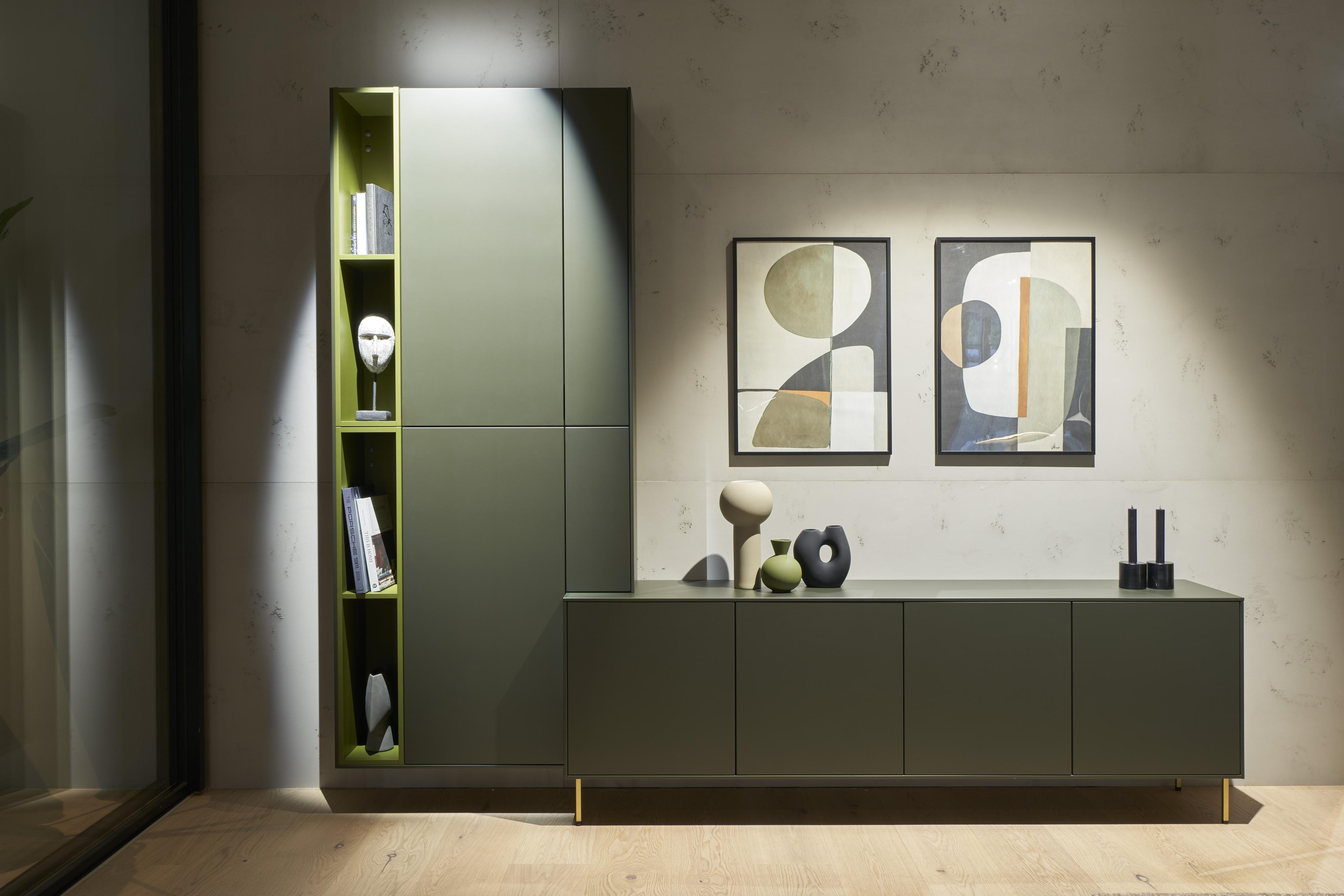 Sideboard in grün mit Hochschrank